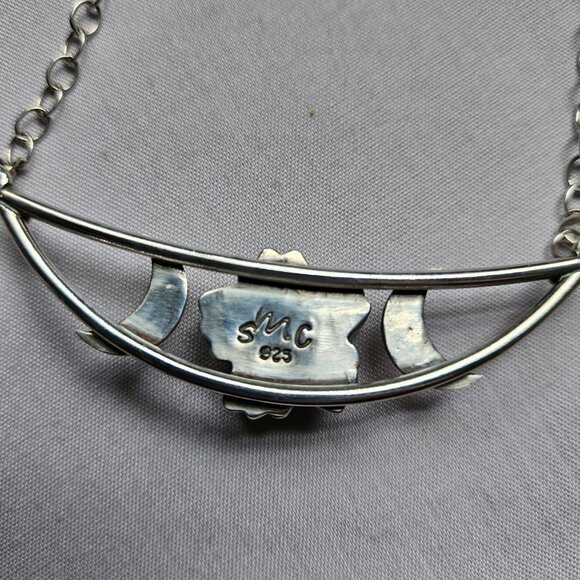 Flashy Labradorite Star Necklace - Picture 3 of 3